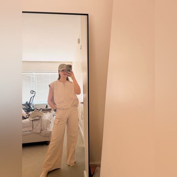 Elegant Co Ord Two Piece perfect for a safari - Picture 2 of 8